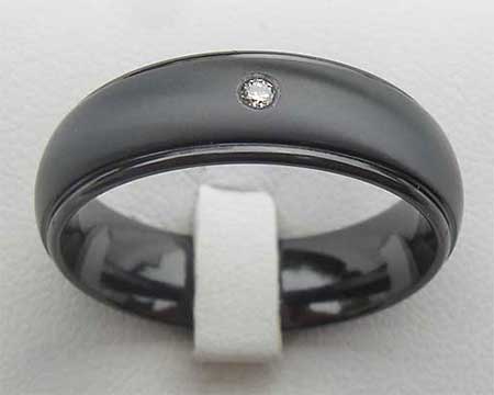 Black Shoulder Cut Diamond Wedding Ring