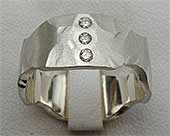 Hammered Three Diamond Wedding Ring