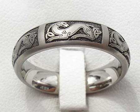 Narrow Celtic Dog Wedding Ring