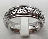 Trinity Knot Celtic Wedding Ring